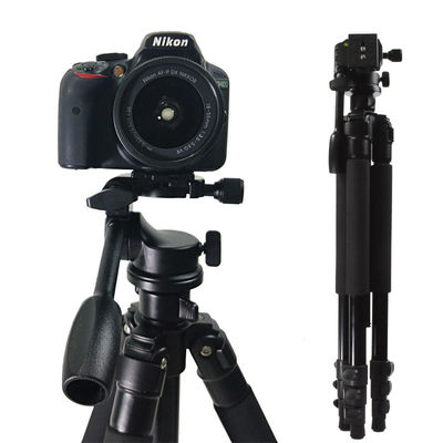 RoHS फ्लैट बेस 1.78kg 1.7m वीडियो कैमरा ट्राइपॉड स्टैंड नाइट फिशिंग लैंप उपयोग: